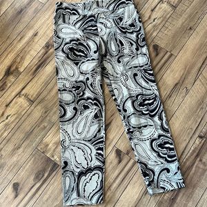 Krazy Larry size 8 Pull On Pants Paisley Black/Beige